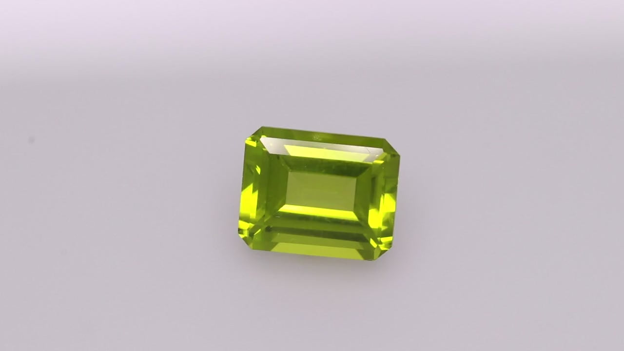 Peridot 6.68 ct